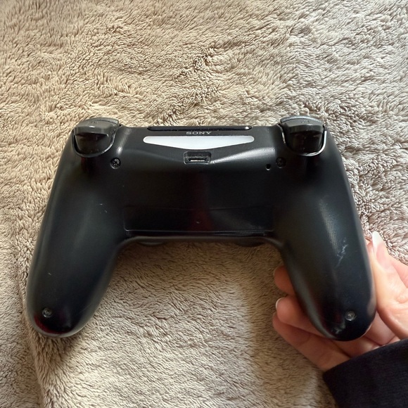 Sony DualShock Controller - Picture 5 of 8